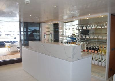 150' Bennetti - Plexi-glass shelf and mirror installation